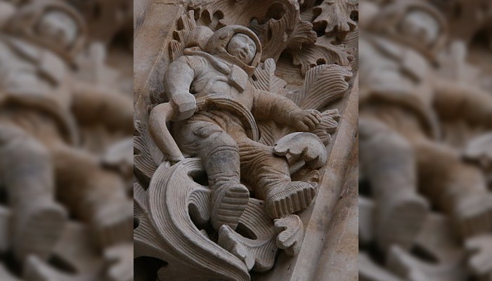 El Astronauta de la Catedral de Salamanca: Tecnología moderna hace 300 años