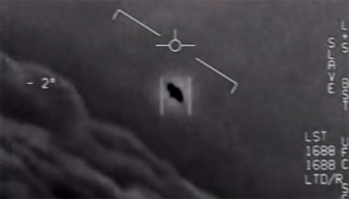 Oumuamua: Nueva teoría vincula a los OVNIs avistados por pilotos con el misterioso objeto extraterrestre