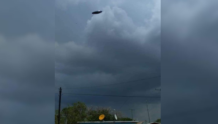Foto en alta resolución de un OVNI con forma de disco es captada en México