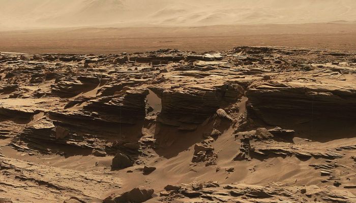 NASA oculta evidencia de vida extraterrestre en Marte, afirma científico de la Universidad de Buckingham